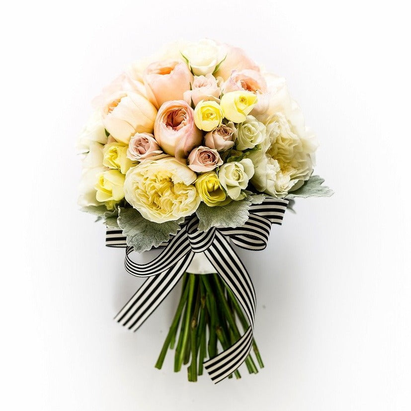 (WBQ18) Wedding Bouquet Garden Rose Clutch