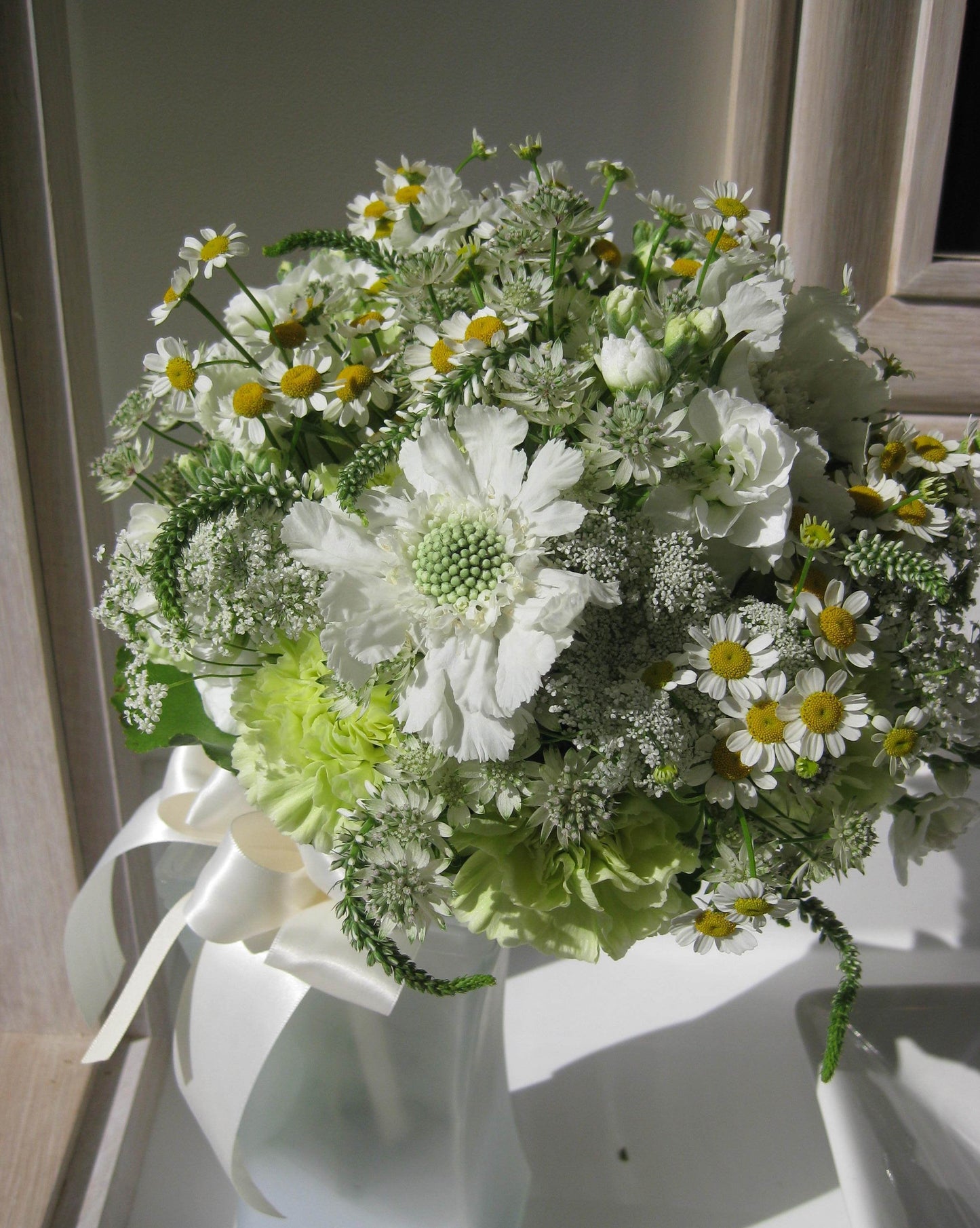 (WBQ04) Wedding Bouquet White Natural style