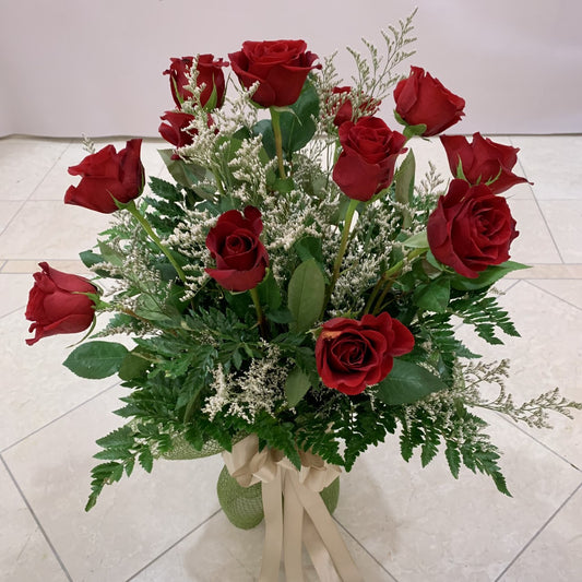 (VT03) Dozen Rose with Vase